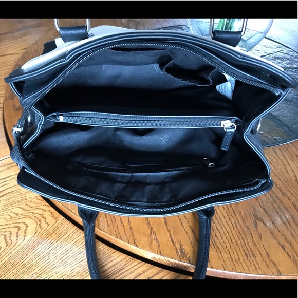 Purse - Picture 3 of 3